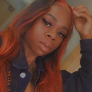 Meet your Posher, Alexus